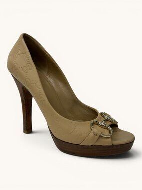 Authentic Gucci Beige Guccissima Horsebit Platform Pumps, Size 38 EU